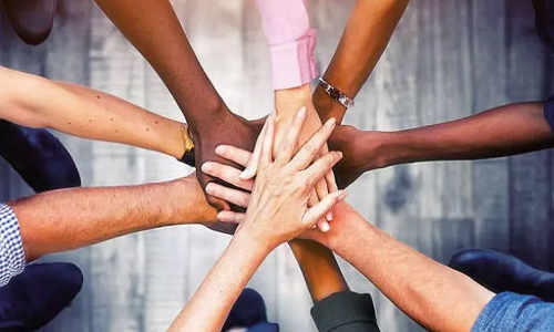 ஒற்றுமையை வளர்த்து சமூகத்தை பாதுகாப்போம்