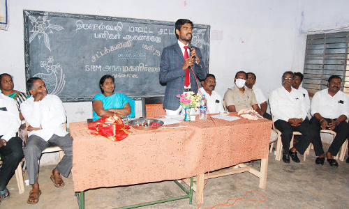 அடிப்படை உரிமைகளை போல கடமைகளும் உள்ளது-சட்ட விழிப்புணர்வு முகாமில் நீதிபதி பேச்சு