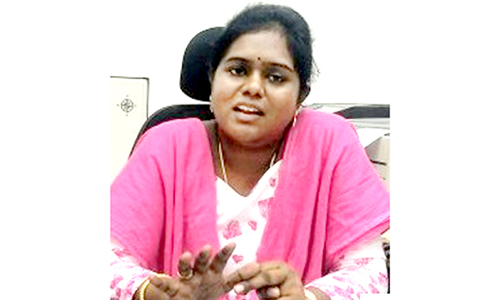 விடுதிகளில் தங்கி பயில மாணவர்கள் விண்ணப்பிக்கலாம் - கலெக்டர் அறிவிப்பு