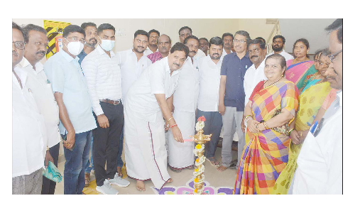 பர்கூரில்  அரசு மகளிர் கல்லூரியில் கூடுதல் வகுப்பறை கட்டிட திறப்பு விழா-  மதியழகன் எம்.எல்.ஏ. பங்கேற்பு