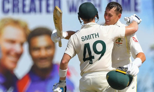 ஸ்டீவ் ஸ்மித், லபுசேன் அபார சதம் - முதல் நாள் முடிவில் ஆஸ்திரேலியா 298/5