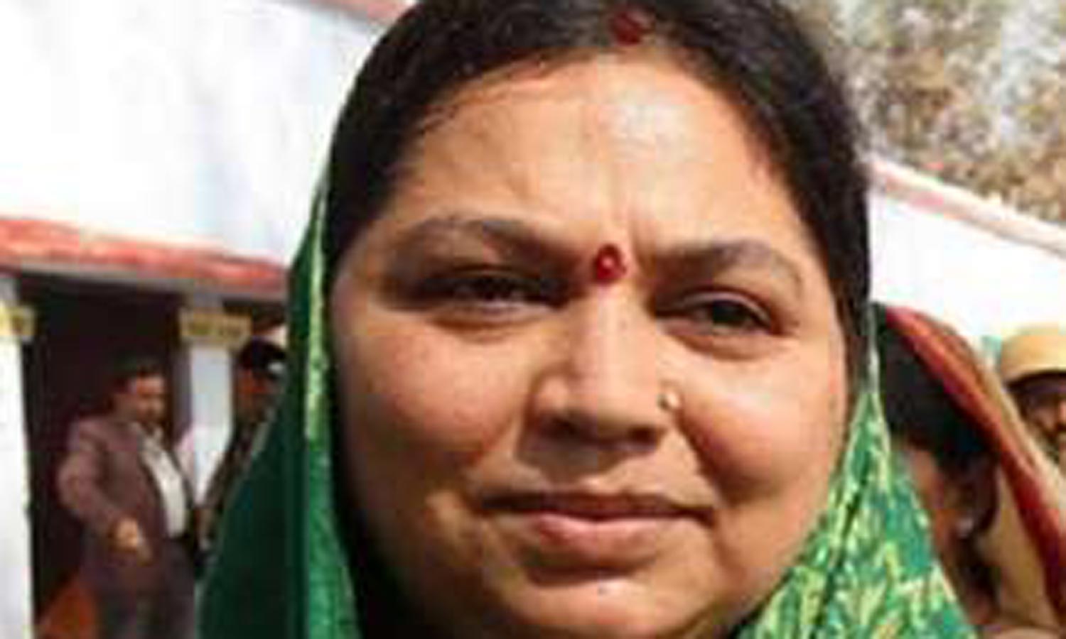 உ.பி. முன்னாள் முதல் மந்திரி முலாயம் சிங் யாதவ் மனைவி காலமானார்