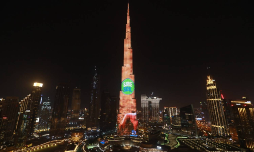 மண் காப்போம் இயக்கத்திற்கு ஆதரவாக  புர்ஜ் கலிஃபாவில் லேசர் ஷோ