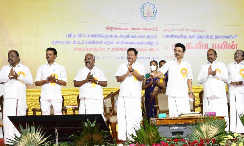 திருவண்ணாமலையில் 1.71 லட்சம் பயனாளிகளுக்கு நலத்திட்ட உதவி- முதலமைச்சர் வழங்கினார்