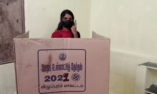 விழுப்புரம் மாவட்டத்தில்  ஊரக உள்ளாட்சி தேர்தல்  விறுவிறுப்பு