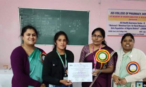 ஜெ.எஸ்.எஸ்.கல்லூரி சார்பில் சுகாதார விழிப்புணர்வு முகாம்