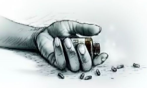 பெண் விஷம் குடித்து தற்கொலை