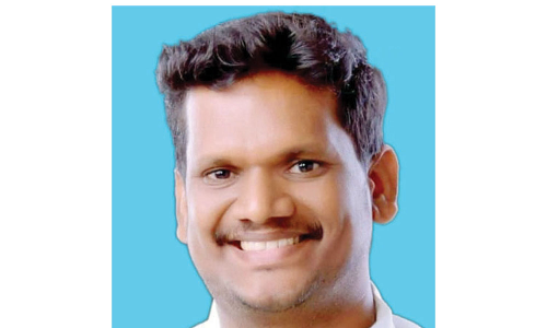 நகராட்சி ஊழியர்களுக்கு தடையின்றி சம்பளம் வழங்க வேண்டும்-சம்பத் எம்.எல்.ஏ., கோரிக்கை