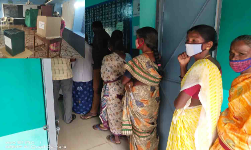 திருப்பூர் மாவட்டத்தில் ஊரக உள்ளாட்சி இடைத்தேர்தல் - ஆர்வமுடன் வாக்களித்த கிராமமக்கள்