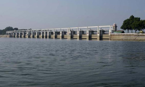 கண்டலேறு-பூண்டி கால்வாயை சீரமைக்கும் பணி மீண்டும் தொடக்கம்