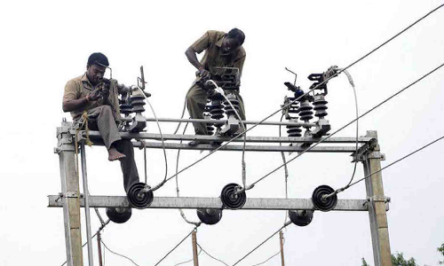 பணி நிரந்தரம் - அசல் ஆவணங்களுடன் ஆஜராக மின்வாரிய ஒப்பந்த பணியாளர்களுக்கு அவகாசம்