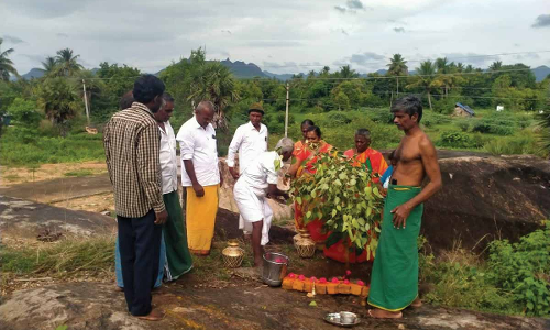 முருகன் சிலை அமைக்க பூமி பூஜை