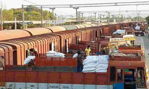 சரக்கு ரெயில்கள் மூலம் ரூ.78.54 கோடி வருமானம்