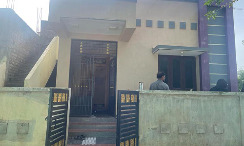 சிதம்பரத்தில் துணிகரம்: வீட்டு கதவை உடைத்து 30 பவுன் நகை கொள்ளை