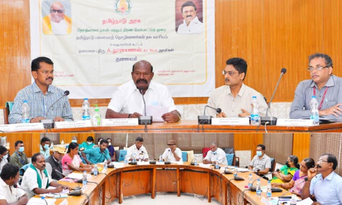 பனை மரத் தொழிலாளர்களின் நல வாரிய ஆலோசனை கூட்டம்- எர்ணாவூர் நாராயணன் தலைமையில் நடந்தது