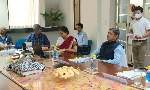 ஆரோவில் 60-வது ஆட்சி மன்றக்குழு கூட்டம்-தமிழக கவர்னர் ஆர்.என் ரவி தலைமையில் நடந்தது.