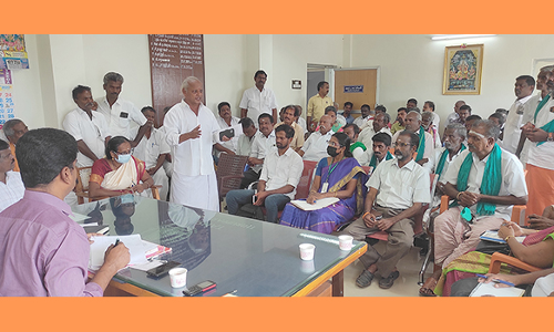 நிலையூர் கால்வாய் ஆக்கிரமிப்புகளை அகற்ற நடவடிக்கை எடுக்க வேண்டும்