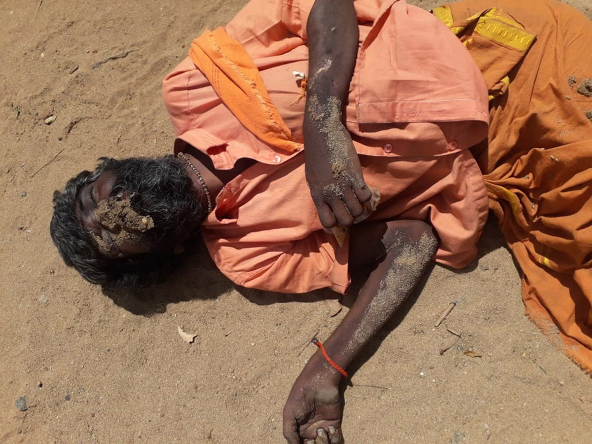 கோட்டக்குப்பம் அருகே குளக்கரையில் பிணமாக கிடந்த வாலிபர்
