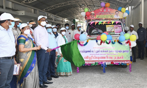 கள்ளக்குறிச்சியில்  உலக மக்கள் தொகை தினம் விழிப்புணர்வு ரதம்   கலெக்டர் ஸ்ரீதர் தொடங்கி வைத்தார்