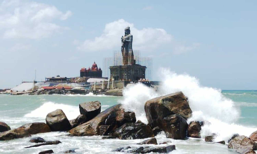 கன்னியாகுமரியில் இன்று கடல்சீற்றம்