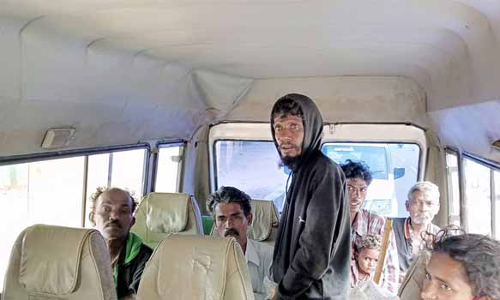 கோவையில் சாலையோரங்களில் யாசகம் பெற்ற 20 பேர் மீட்பு