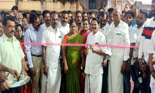 குழித்துறையில் 97-வது வாவுபலி பொருட்காட்சி - நகர்மன்றத் தலைவர் பொன்.ஆசைதம்பி திறந்துவைத்தார்