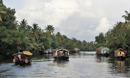 உலகின் சிறந்த 50 இடங்கள் - டைம் இதழில் இடம் பெற்றது கேரளா, அகமதாபாத்