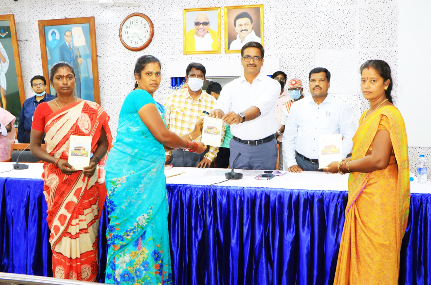 பிரதம மந்திரி குடியிருப்பு திட்டத்தில் ஏழைகளுக்கு 7,510 வீடுகள் ஒதுக்கீடு பிரதம மந்திரி குடியிருப்பு திட்டத்தில் ஏழைகளுக்கு 7,510 வீடுகள் ஒதுக்கீடு