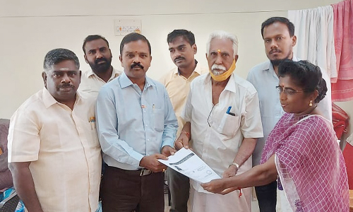 கந்தர்வகோட்டையில் அமைப்பு சாரா தொழிலாளர்களுக்கு அடையாள அட்டை வழங்கும் விழா