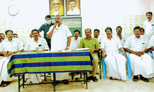 ஏரி நீர் பாசன சங்க நிர்வாகிகள் ஆலோசனைக் கூட்டம் அமைச்சர் செஞ்சி மஸ்தான்பங்கேற்பு