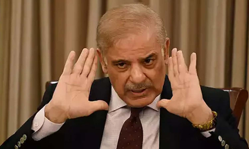 பாகிஸ்தானில் பெட்ரோல், டீசல் விலை கணிசமாக குறைந்தது