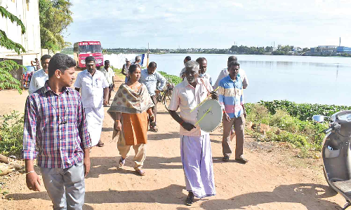 காவிரி ஆற்றில் வெள்ளப்பெருக்கு- ஈரோடு மாவட்டத்துக்கு வெள்ள அபாய எச்சரிக்கை