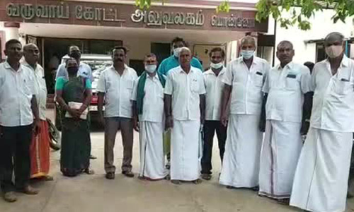 பொன்னேரியில் அதிகாரிகள் வராததால் கூட்டத்தை புறக்கணித்த விவசாயிகள்