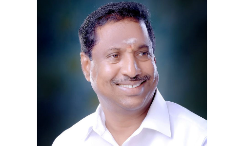 அங்கன்வாடிகளில் ஆதார் இணைப்பு முகாம்  நேரு எம்.எல்.ஏ., கோரிக்கை