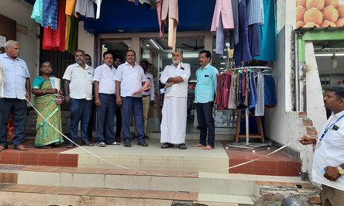 விக்கிரவாண்டிபேரூராட்சியில் புதிய வரிவிதிப்பு உதவி இயக்குனர் திடீர் ஆய்வு