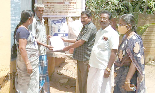 மானியத்தில் விவசாயிகளுக்கு உரம் வழங்கல்
