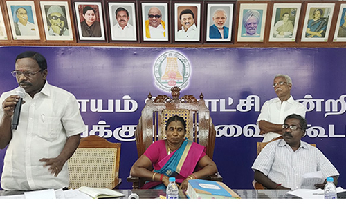 குடிநீர் தட்டுப்பாட்டை போக்க வேண்டும்; கூட்டத்தில் உறுப்பினர்கள் வலியுறுத்தல்