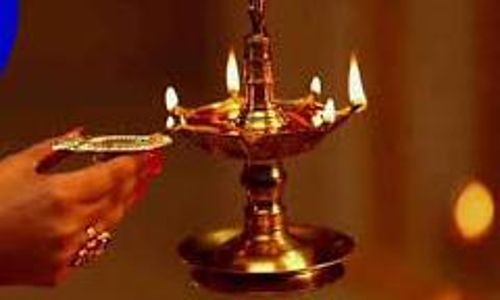 அம்மன் கோவில்களில் சிறப்பு பூஜை