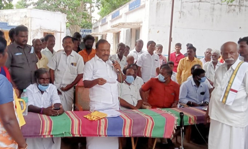 திட்டக்குடி அருகே ரூ. 15 லட்சம்  செலவில்  புதிய  ரேசன் கடை அமைச்சர் கணேசன் அடிக்கல் நாட்டினார்