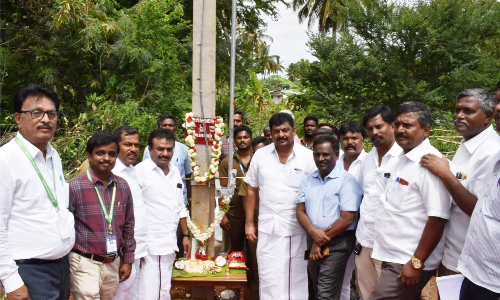 ஓசூர் ஆவலப்பள்ளி பகுதியில்  மின்வாரியம் சார்பில் லிங்க் லைன்