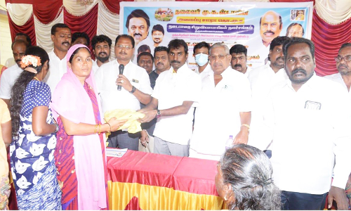 அமைப்புசாரா தொழிலாளர்கள் சங்கம் சார்பில் நலத்திட்ட உதவிகள்