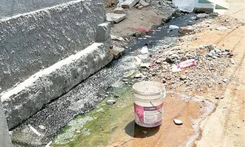 கழிவுநீர் கால்வாய் அடைப்பு அகற்றும் பணி - கலெக்டர் ஆய்வு