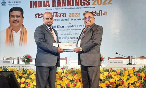 ஊட்டி ஜெ.எஸ்.எஸ். பார்மசி கல்லூரிக்கு 6-வது இடம்