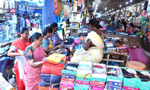 ஜவுளி சந்தையில் சில்லரை விற்பனை அதிகரிப்பு