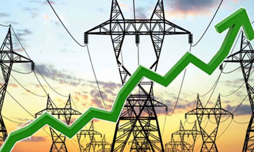 மின் கட்டண உயா்வை அரசு ரத்து செய்ய   விசைத்தறியாளா்கள்  வலியுறுத்தல்