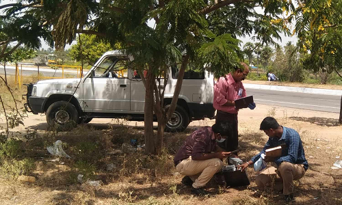 சின்னசேலம் அருகே கலவரம் நடந்த பள்ளியில் தடயவியல் துறையினர் நேரில் ஆய்வு