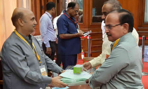 ஜனாதிபதி தேர்தல்- புதுவை வாக்குப்பெட்டி பாராளுமன்றத்தில் ஒப்படைப்பு