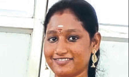 நெட்டப்பாக்கம் அருகே டெங்கு காய்ச்சலுக்கு பெண் டாக்டர் பலி