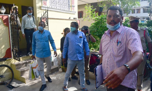 ஆந்திராவில் நக்சலைட் ஆதரவாளர்களின் வீடுகளில் என்.ஐ.ஏ. அதிகாரிகள் திடீர் சோதனை