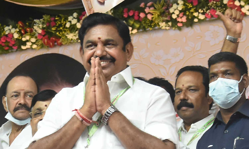 பாராளுமன்ற சபாநாயகருக்கு கடிதம்- எடப்பாடி பழனிசாமியின் அடுத்த டார்கெட்